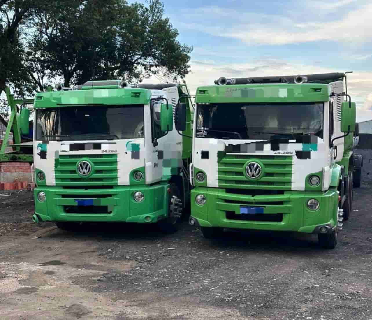 Caminhão Volkswagen 24-280 2014 - imagem de fundo