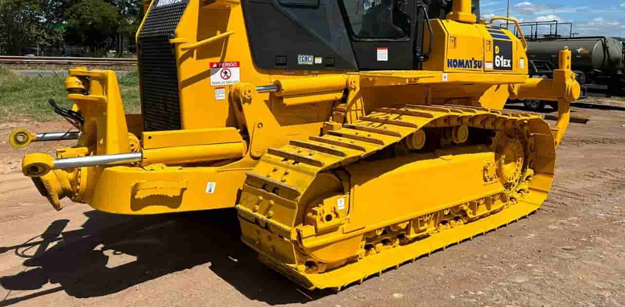 Trator de Esteira Komatsu D61-EX 2009