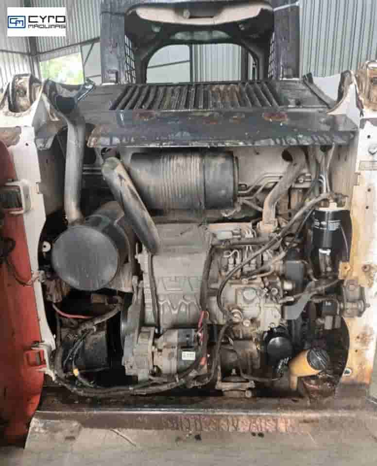 Mini-Carregadeira Bobcat S450 2020