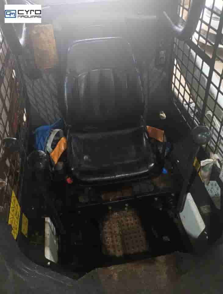 Mini-Carregadeira Bobcat S450 2020