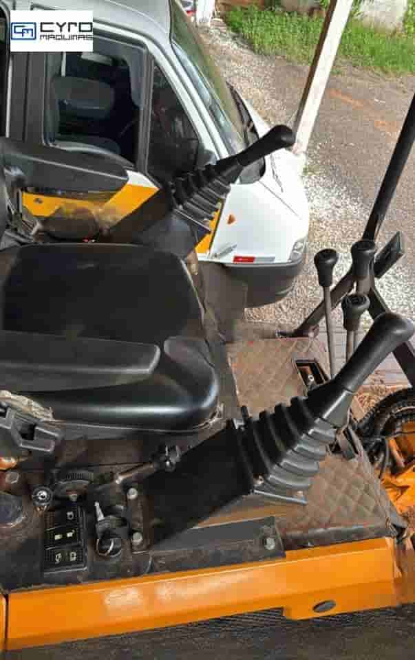 Mini-Escavadeira Semax SX15 2023