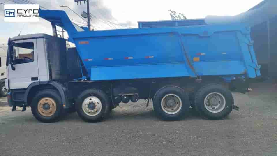 Caminhão Mercedes-Benz Actros 4844 K 8x4 2p (diesel) 2016