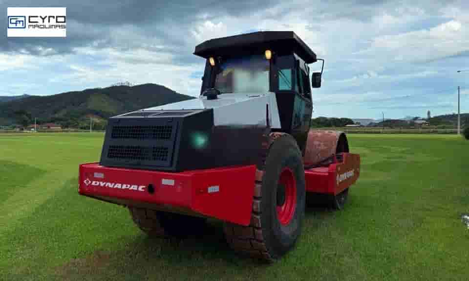 Rolo Compactador Dynapac CA600 2010