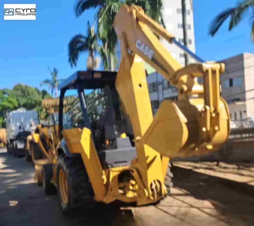 Retro Escavadeira Case 580M 2009