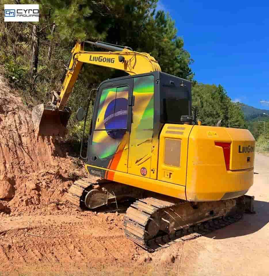 Mini-Escavadeira LiuGong 908E 2020 - imagem de fundo