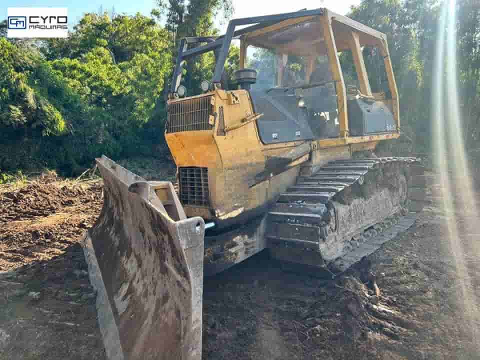 Trator de Esteira Komatsu D61-EX 2003