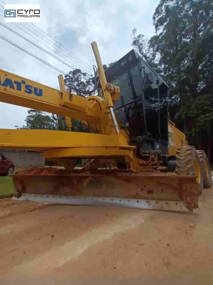 Motoniveladora Komatsu GD555-3 2010
