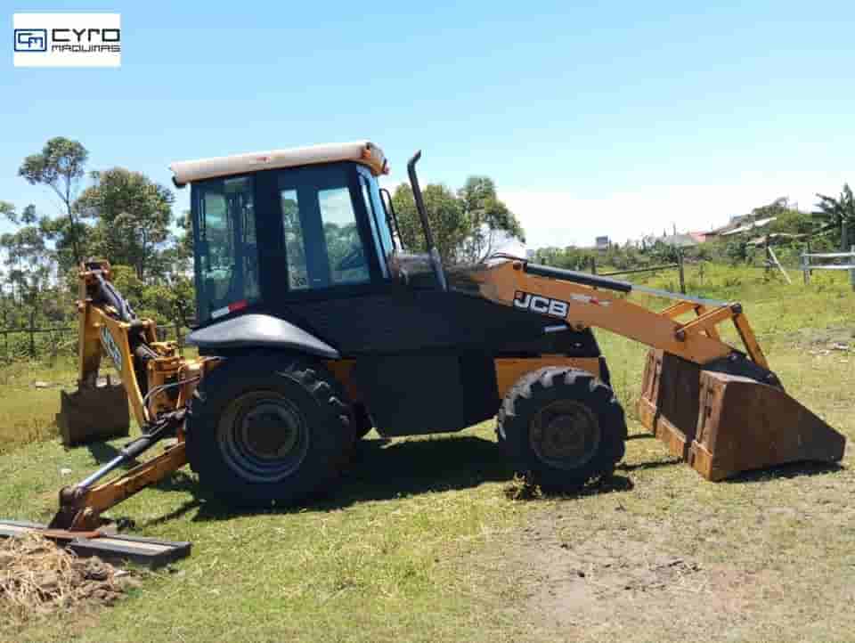 Retro Escavadeira JCB 3C 2012