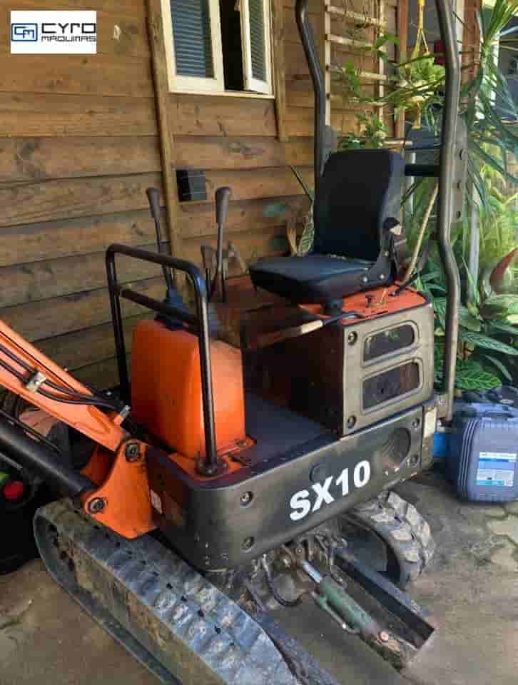 Mini-Escavadeira Semax SX10 2023 - imagem de fundo