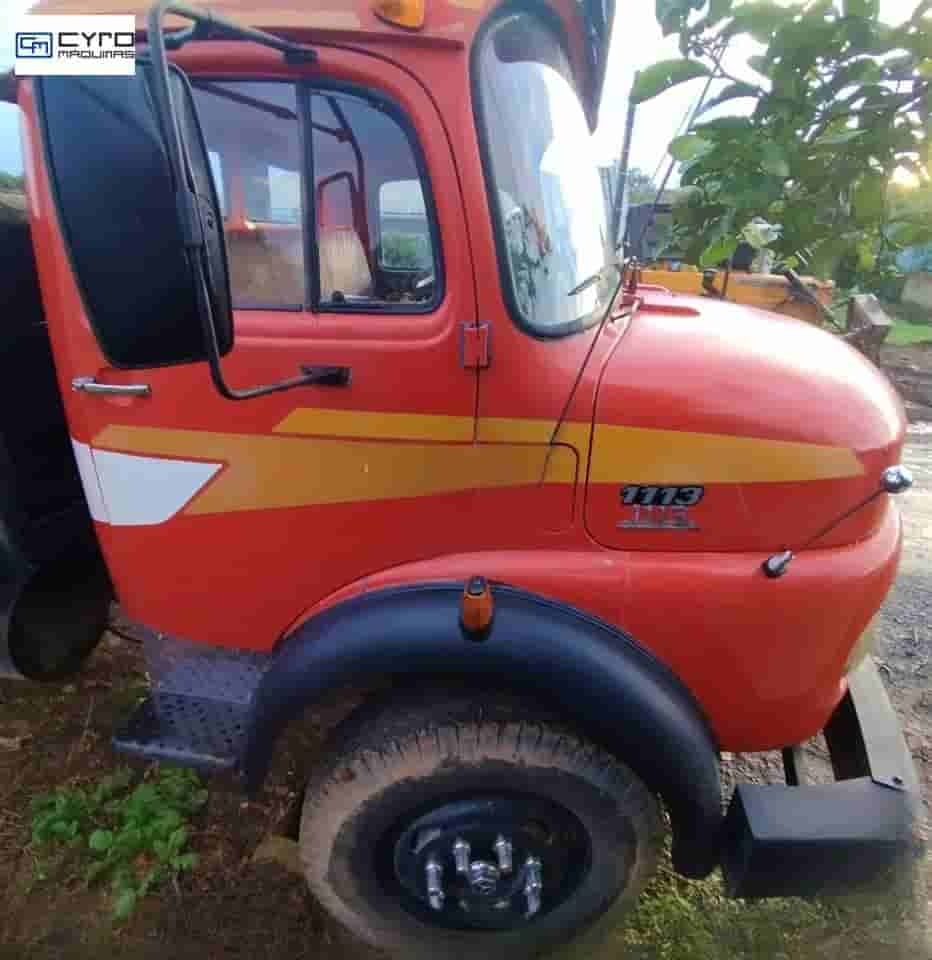 Caminhão Mercedes-Benz 1113 2-Eixos 2p (diesel) 1966