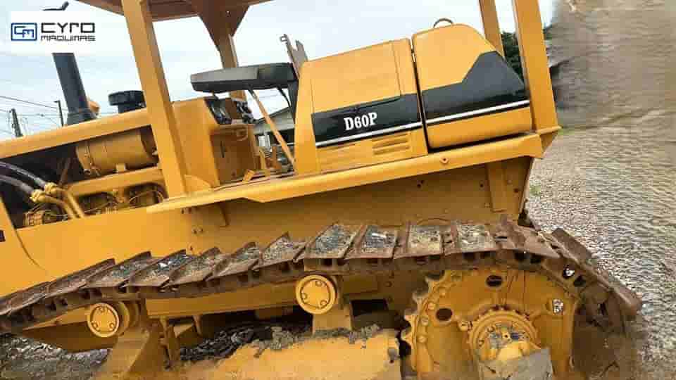Trator de Esteira Komatsu D60 1977