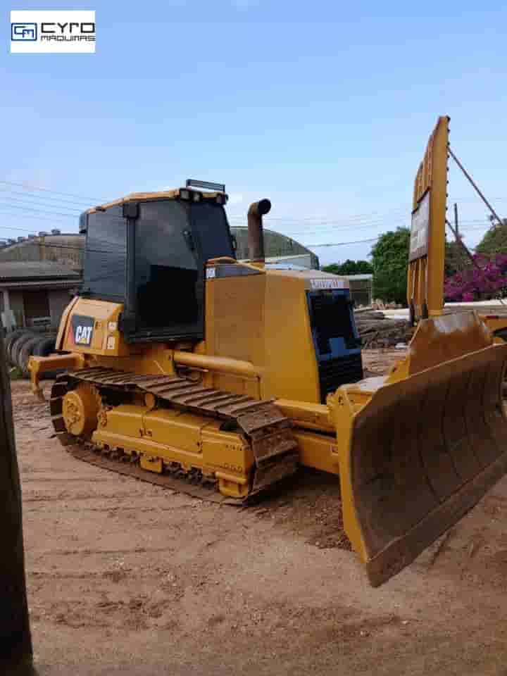 Trator de Esteira Caterpillar D6K 2008