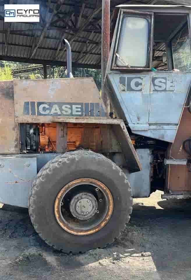 Pá Carregadeira Case W20B 1986