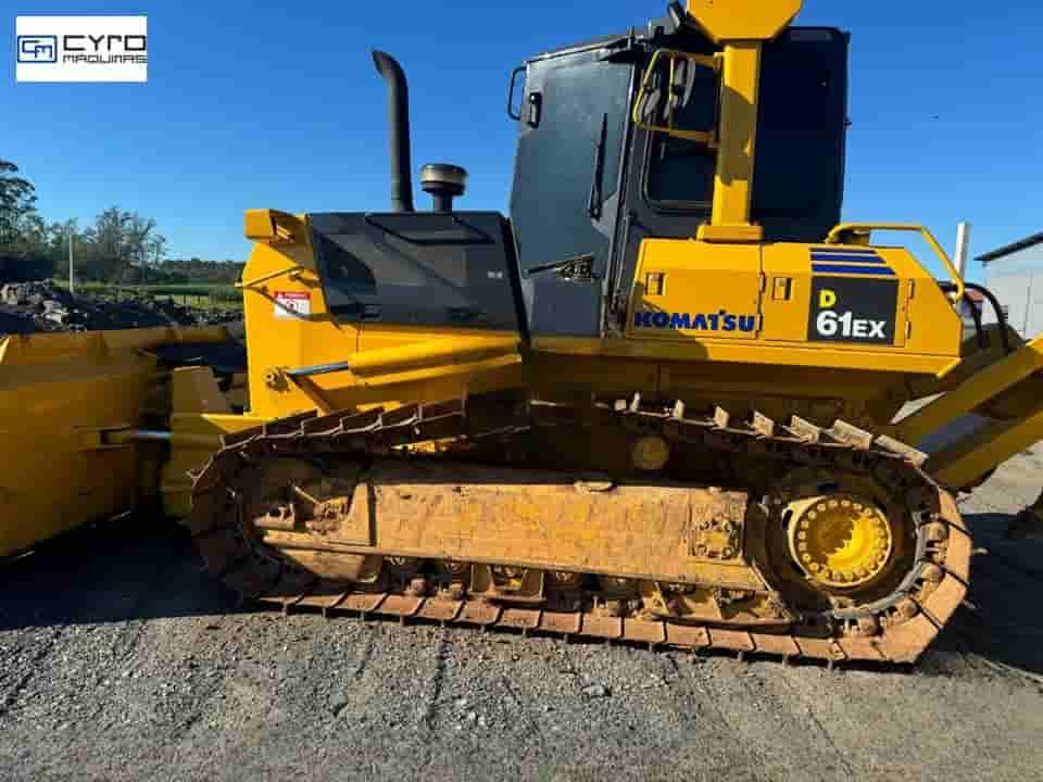 Trator de Esteira Komatsu D61-EX 2010