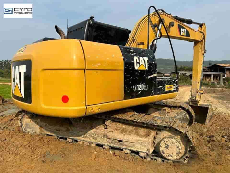 Escavadeira Caterpillar 312D2L 2015