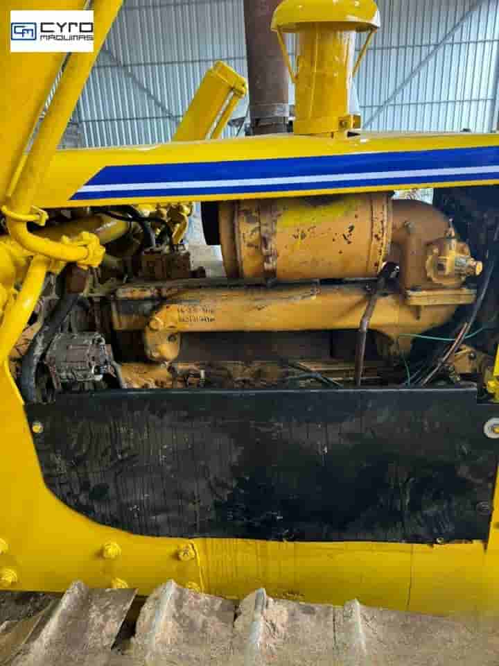 Trator de Esteira Komatsu D65 1980