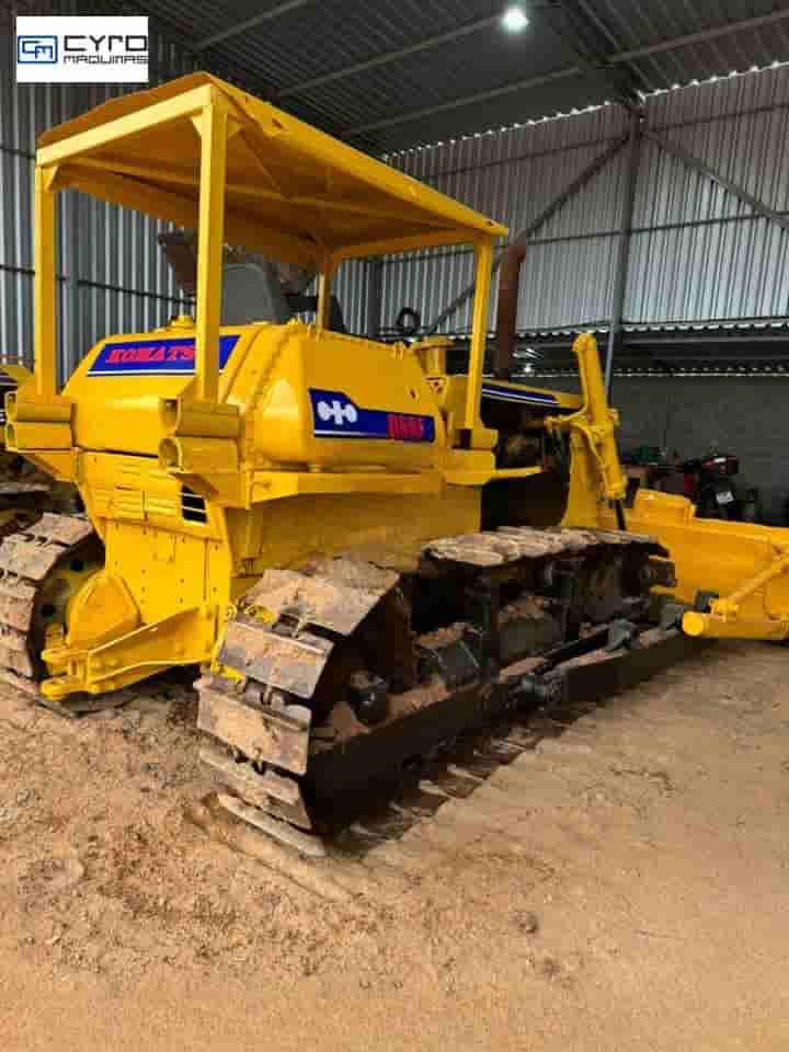 Trator de Esteira Komatsu D65 1980