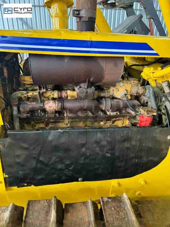 Trator de Esteira Komatsu D65 1980