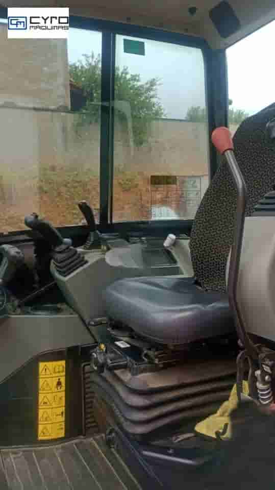 Mini-Escavadeira Bobcat E35 2021