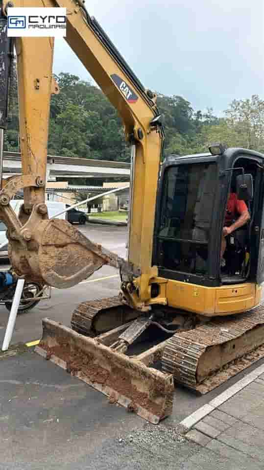 Mini-Escavadeira Caterpillar 305E CR 2014