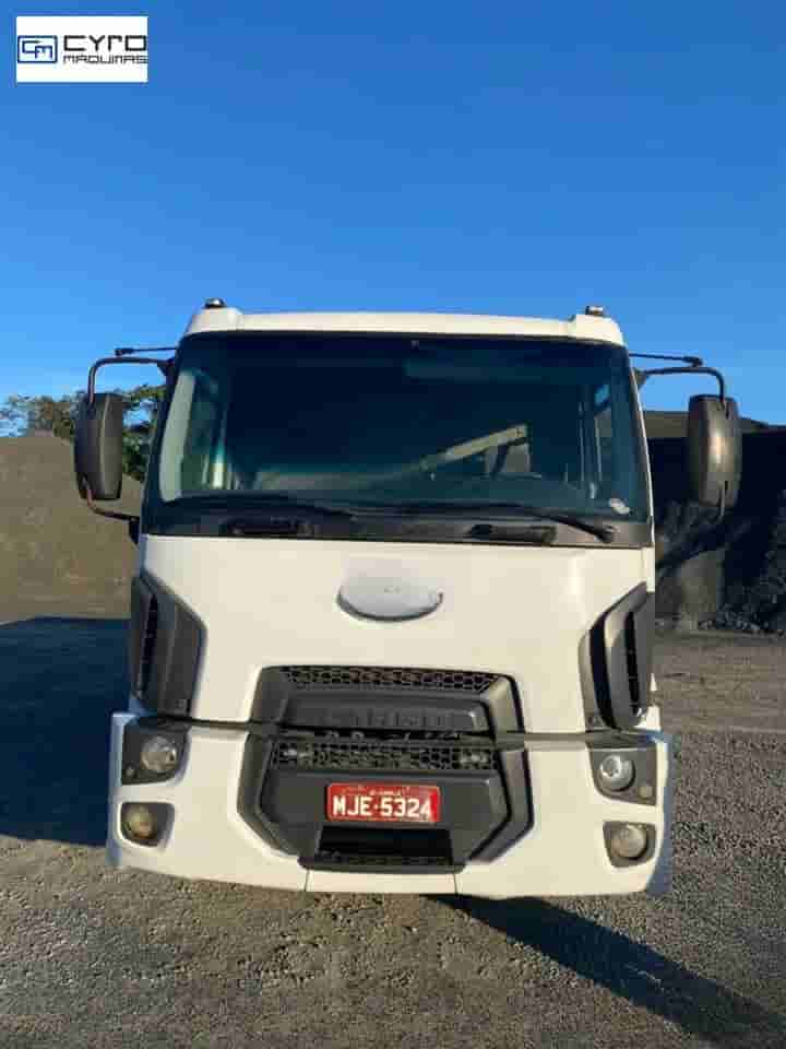 Caminhão Ford CARGO 2428 E T 8x2 2p (Diesel) 2012