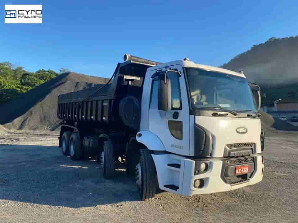 Caminhão Ford CARGO 2428 E T 8x2 2p (Diesel) 2012