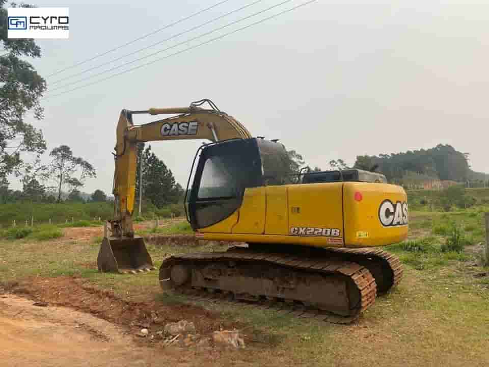 Escavadeira Case CX220B 2005