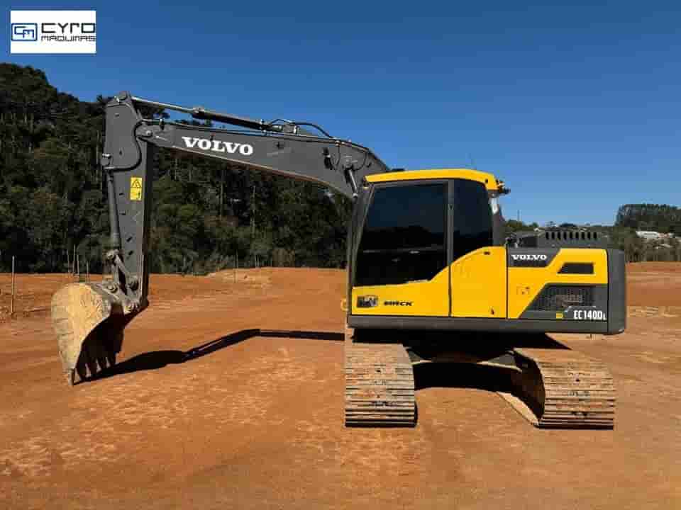 Escavadeira Volvo EC140DL 2021