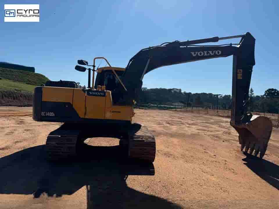 Escavadeira Volvo EC140DL 2021
