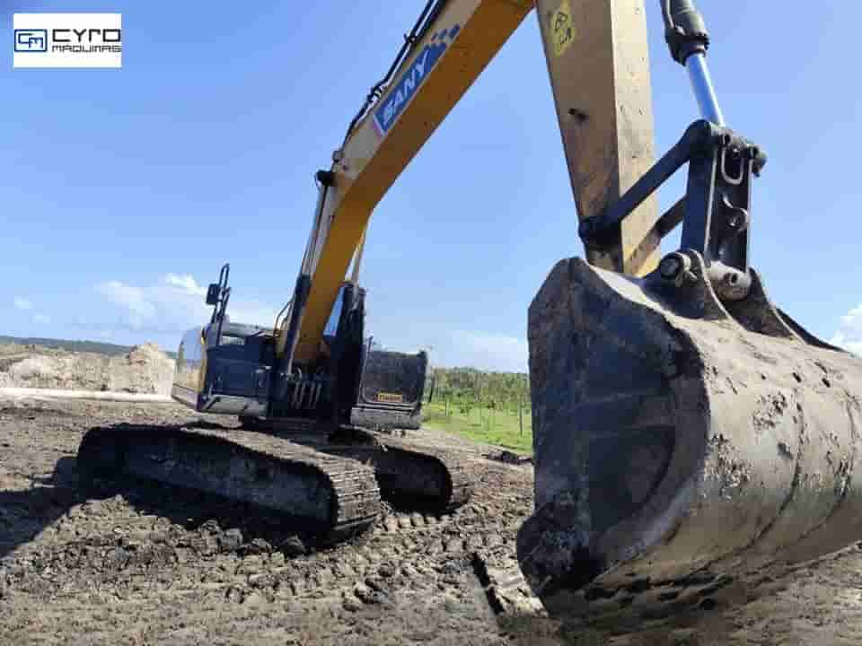 Escavadeira Sany SY215C 2022