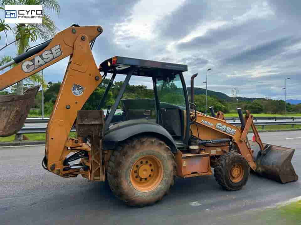Retro Escavadeira Case 580N 2013