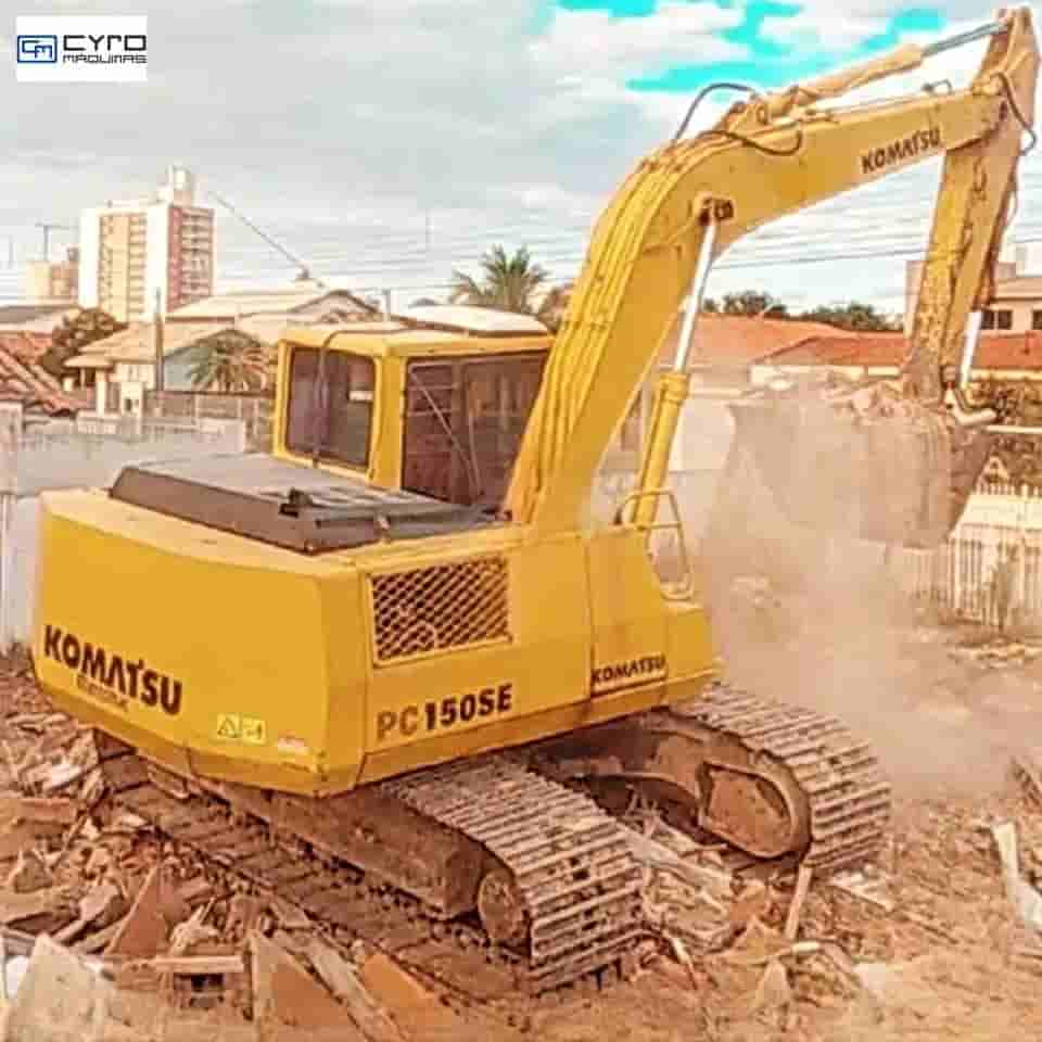 Escavadeira Komatsu PC150 2004