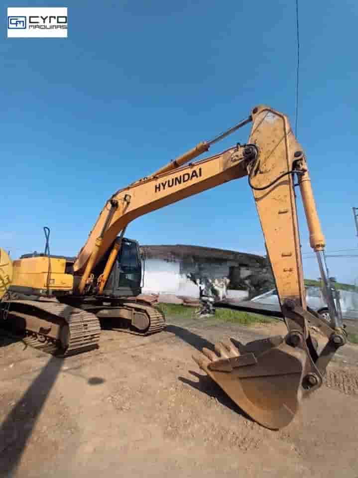 Escavadeira Hyundai R210LC-7 2012
