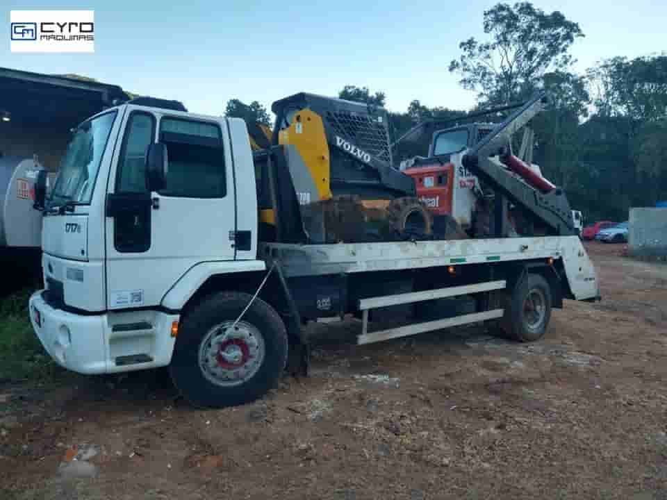 Caminhão Ford CARGO 1717/ 1717 E Turbo 2p (diesel) 2009