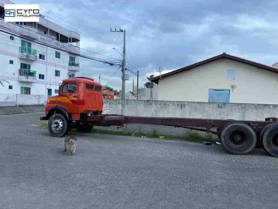 Caminhão Mercedes-Benz L-1513 3-Eixos 2p (diesel) 1979