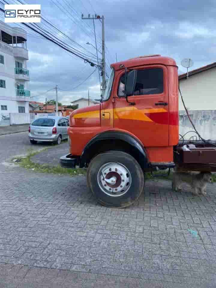 Caminhão Mercedes-Benz L-1513 3-Eixos 2p (diesel) 1979