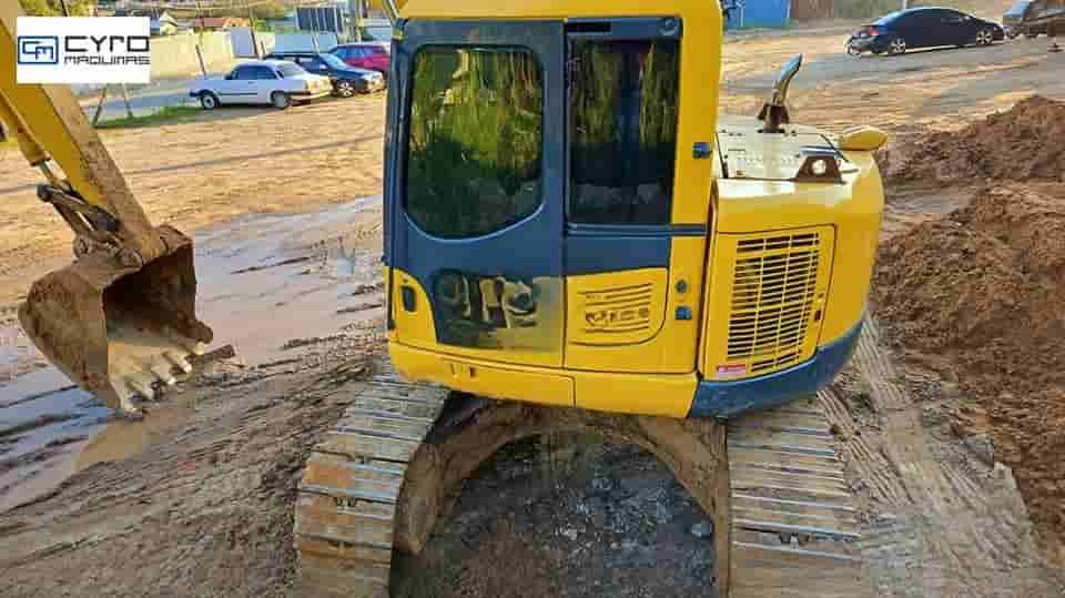 Escavadeira Komatsu PC138 US 2011