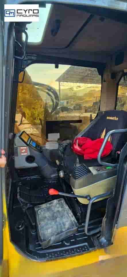 Escavadeira Komatsu PC138 US 2011