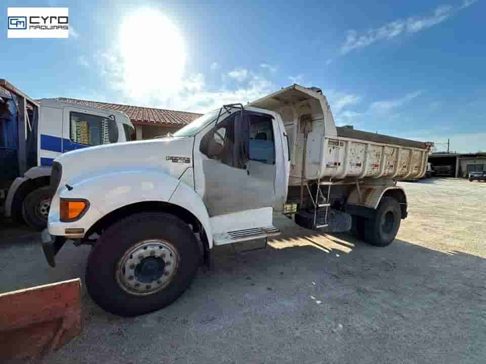 Caminhão Ford F-14000 2p (diesel) 2003