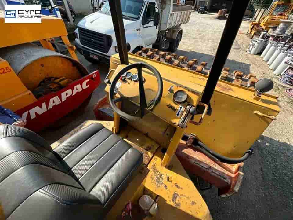 Rolo Compactador Dynapac CA25 1988