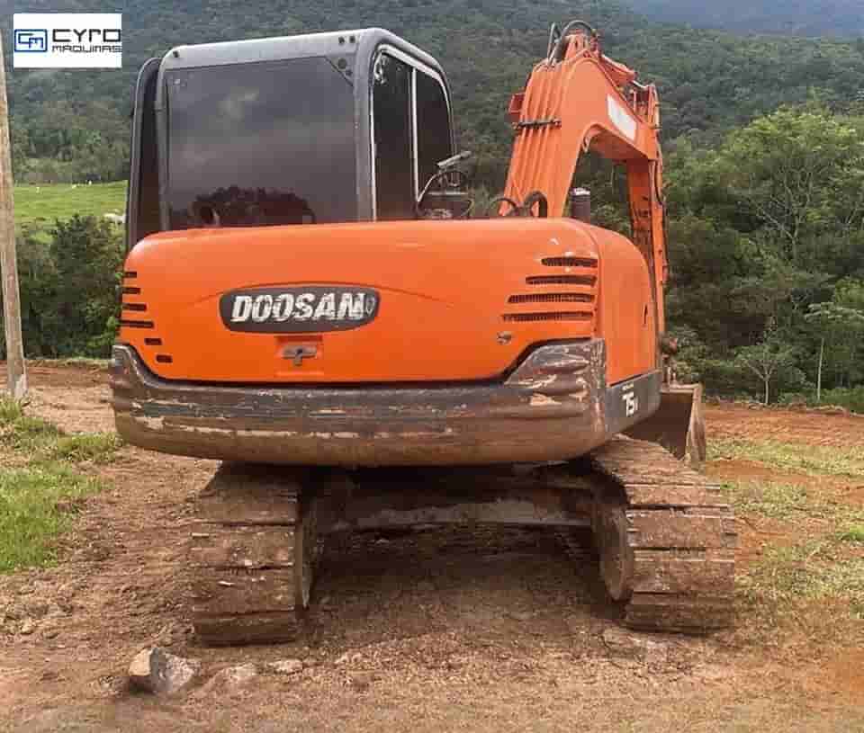 Mini-Escavadeira Doosan S75V 2015