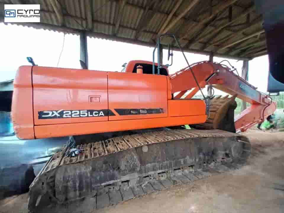 Escavadeira Doosan DX225LCA 2013