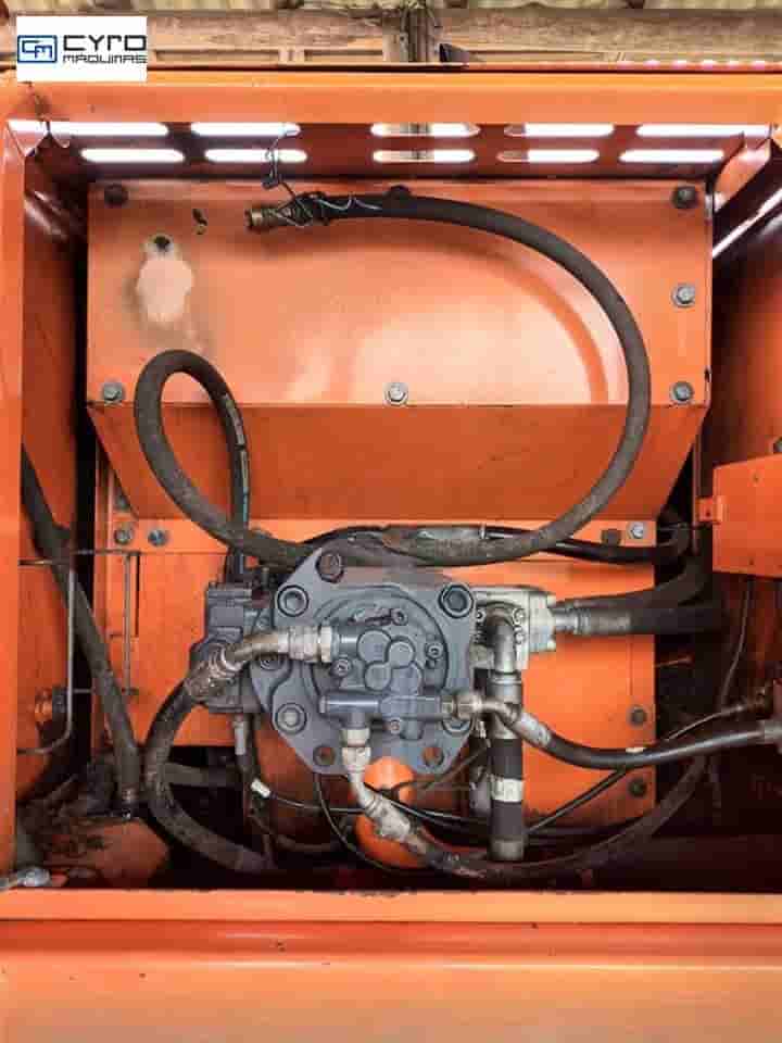 Escavadeira Doosan DX225LCA 2013