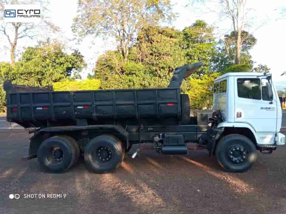 Caminhão Mercedes-Benz 2423 6X4 3-Eixos 2p (diesel) 2005