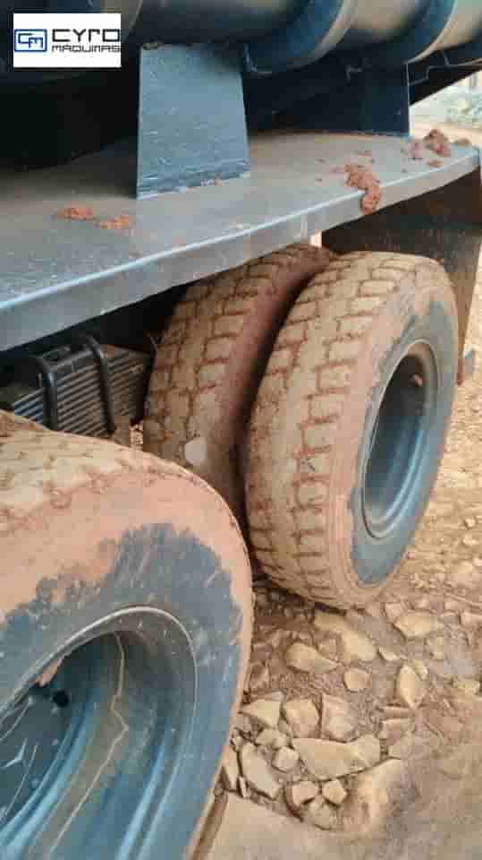 Caminhão Mercedes-Benz 2423 6X4 3-Eixos 2p (diesel) 2005