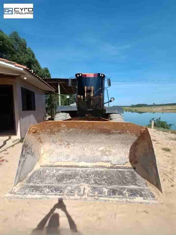 Pá Carregadeira Caterpillar 938K 2014