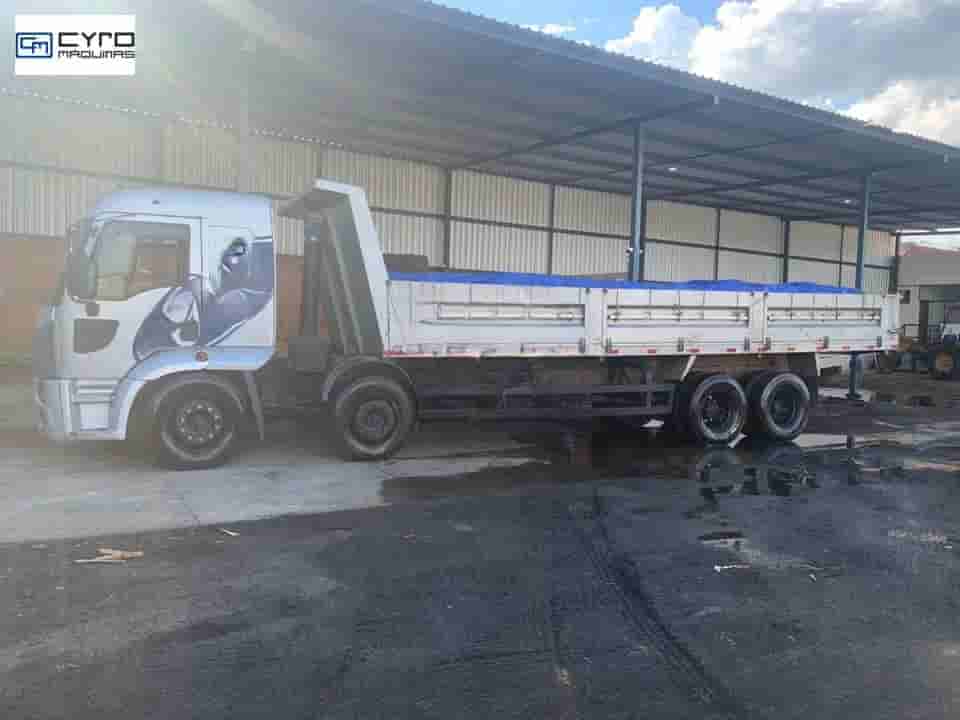 Caminhão Ford CARGO 2429 E 6X2 Turbo 2p (diesel)(E5) 2013