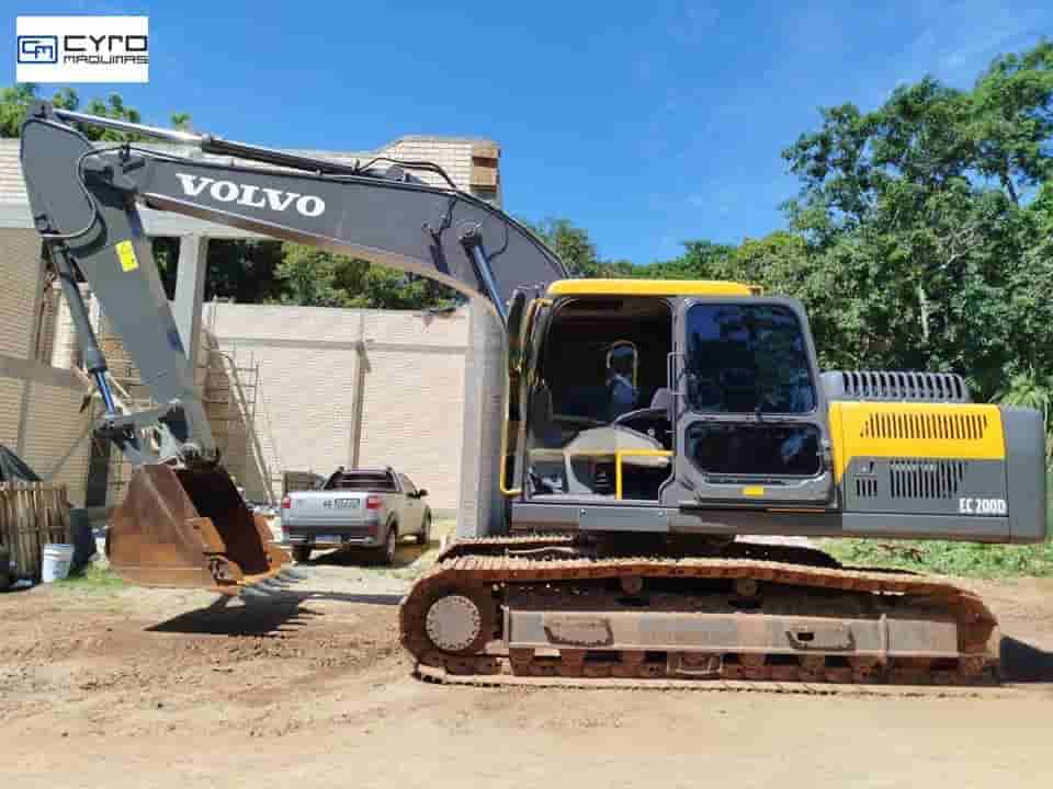 Escavadeira Volvo EC200D 2021
