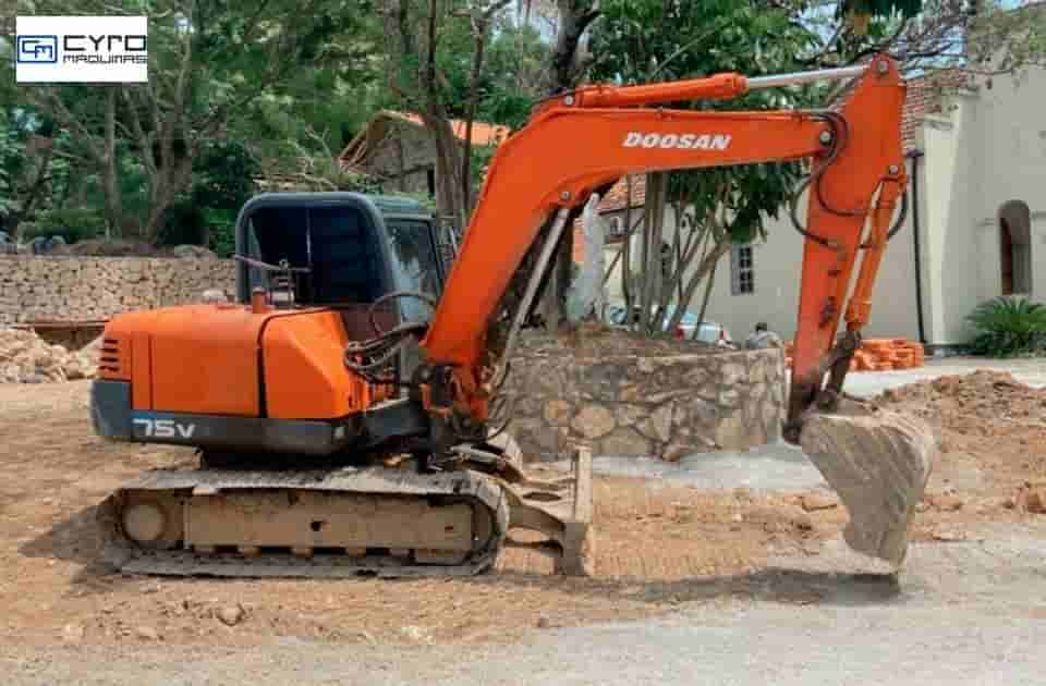 Mini-Escavadeira Doosan S75V 2014
