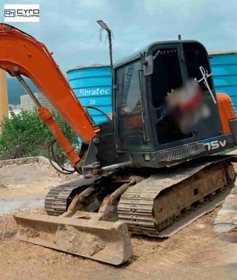 Mini-Escavadeira Doosan S75V 2014